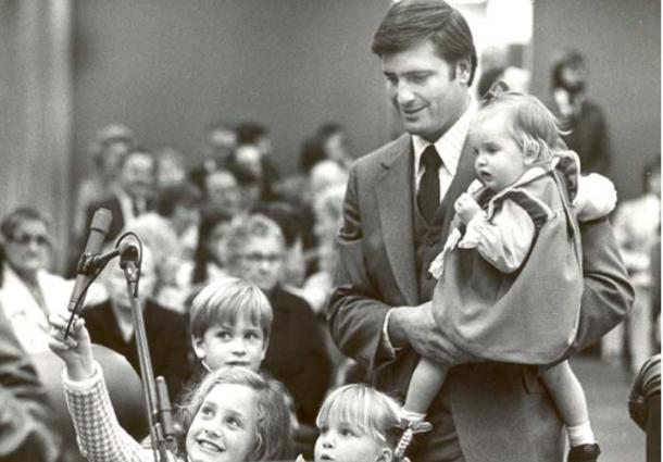 Garamendi sworn into California Senate